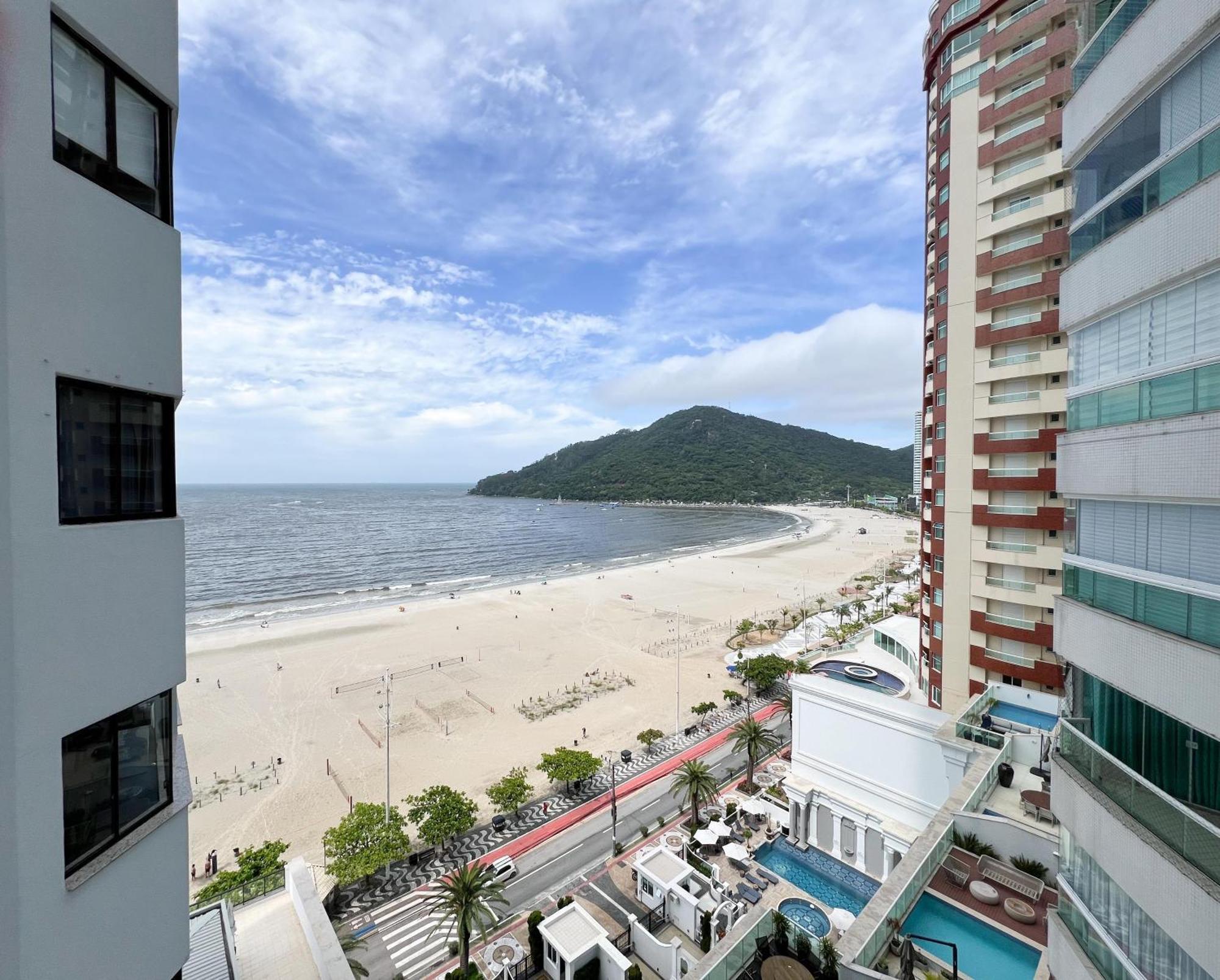 Excelente Ap Pe Na Areia Vista Mar Apartman Balneário Camboriú Kültér fotó
